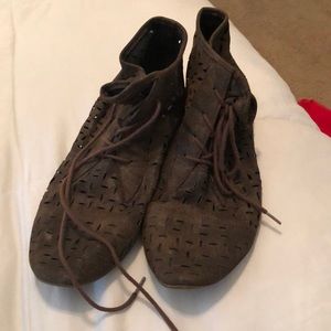 Brown lace up shoes
